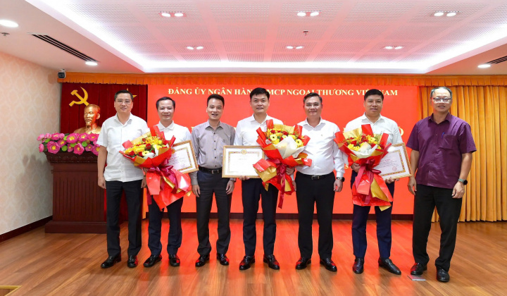 Đảng bộ Vietcombank tổ chức Hội nghị Ban Chấp hành lần thứ 2, nhiệm kỳ 2025 - 2030