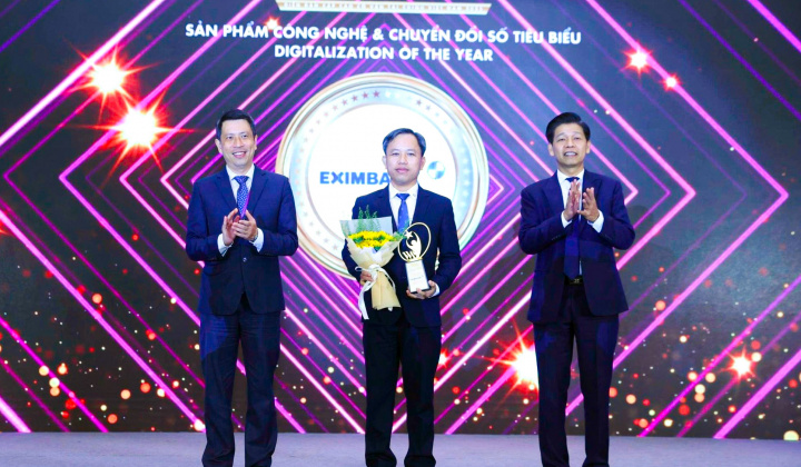 Eximbank 3 năm liền nhận giải thưởng công nghệ và chuyển đổi số