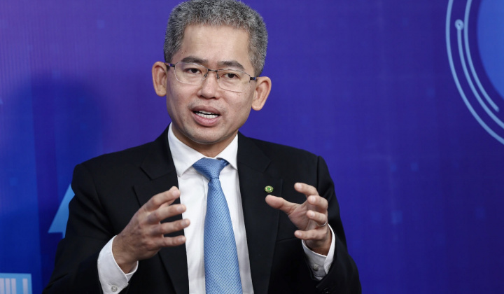 Chuyển đổi số, đừng thấy hàng xóm có cái gì cũng muốn bê hết về mình