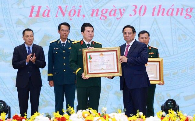 MB vinh dự đón nhận Huân chương Bảo vệ Tổ quốc hạng Nhất