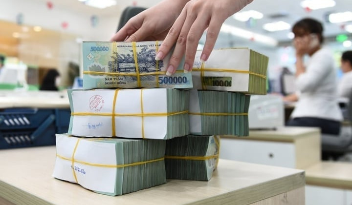 Which bank has the highest interest rate in early September 2025?