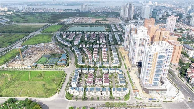 Central bank tightens screws to steer credit away from risky sectors