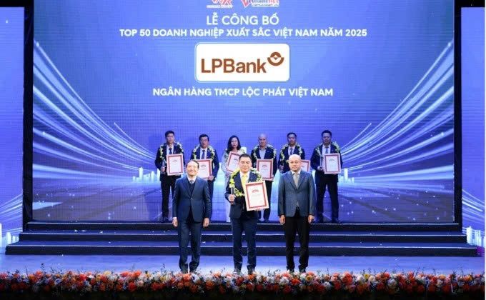 LPBank lọt Top 50 Doanh nghiệp xuất sắc Việt Nam