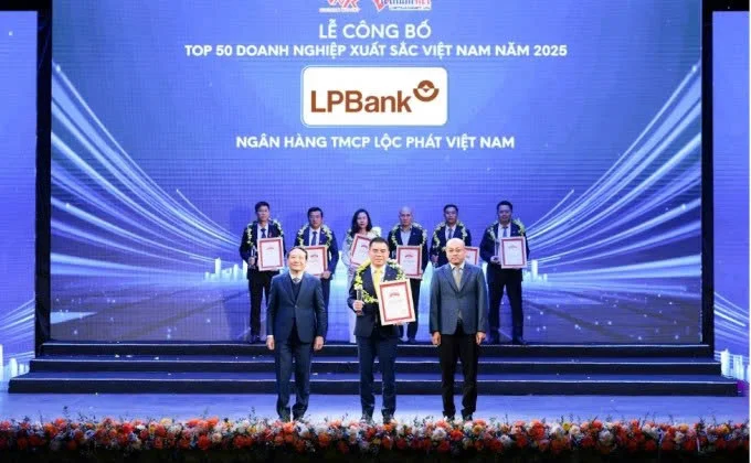 LPBank lọt Top 50 Doanh nghiệp xuất sắc Việt Nam