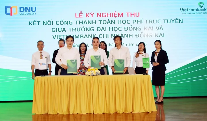 Vietcombank Đồng Nai kết nối cổng thanh toán học phí trực tuyến