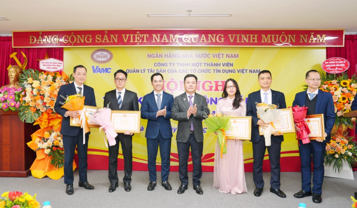VAMC khẳng định vai trò trụ cột trong xử lý nợ xấu, góp phần phát triển ngành Ngân hàng và nền kinh tế