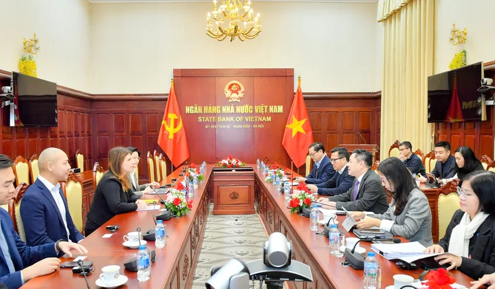 Phó Thống đốc Nguyễn Ngọc Cảnh tiếp Tổng Lãnh sự Vương quốc Anh