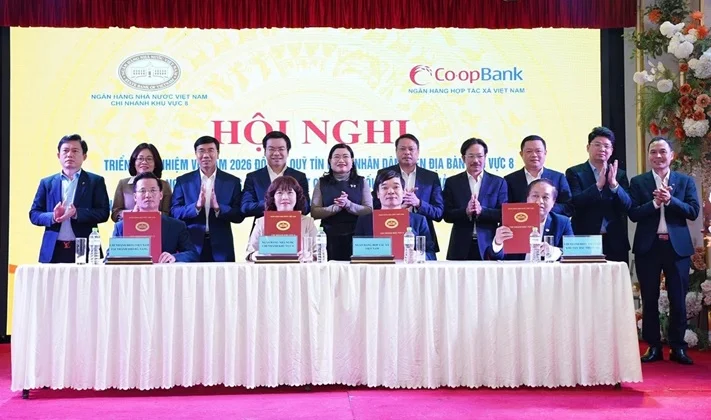 Ký kết Quy chế phối hợp giữa Ngân hàng Nhà nước Chi nhánh Khu vực 8, các Chi nhánh Bảo hiểm tiền gửi Việt Nam và Ngân hàng Hợp tác xã Việt Nam