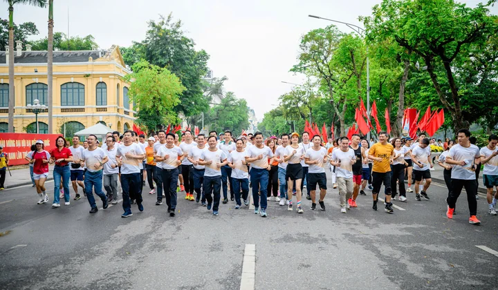 Ngân hàng Nhà nước Việt Nam tích cực hưởng ứng Phong trào “Mỗi người dân lựa chọn ít nhất một môn thể thao phù hợp để tập luyện thường xuyên”