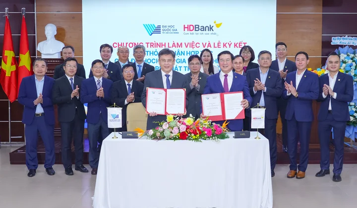 HDBank hợp tác ĐHQG TP.HCM, tăng cường kết nối giáo dục và công nghệ