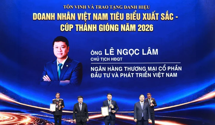 Chủ tịch HĐQT BIDV Lê Ngọc Lâm được vinh danh Top 10 Doanh nhân Việt Nam tiêu biểu 2026