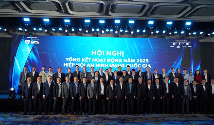 “Khoa học, công nghệ, đổi mới sáng tạo và chuyển đổi số làm động lực chính”