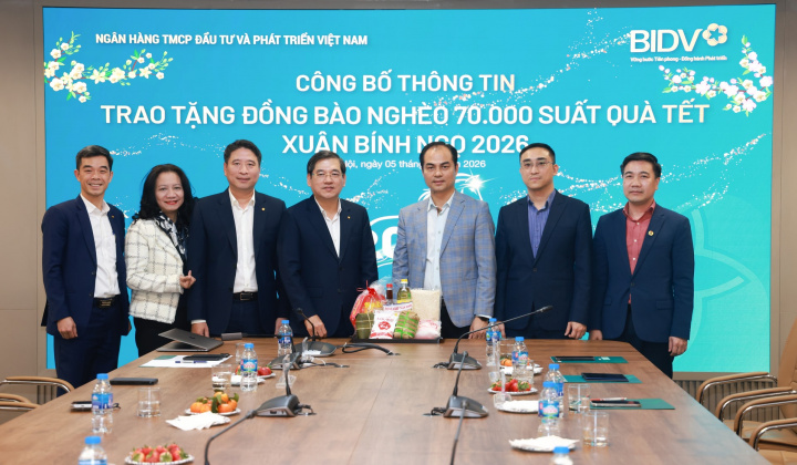 BIDV trao gần 70.000 phần quà Tết tới đồng bào khó khăn trên cả nước