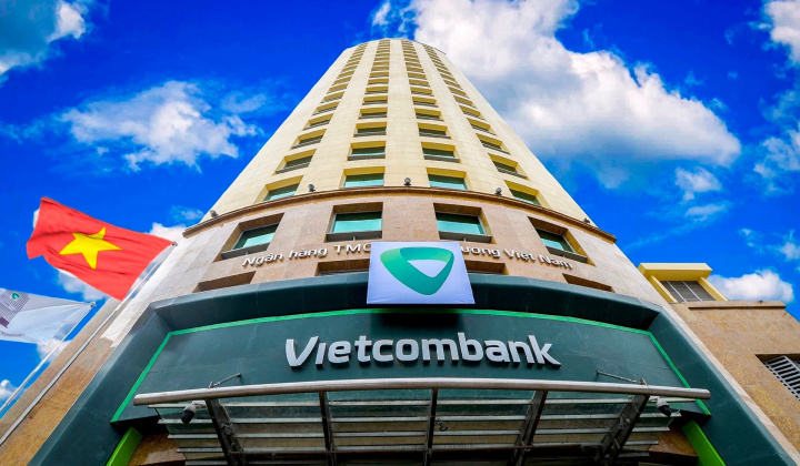“Sợi chỉ đỏ” trong hành trình phát triển của Vietcombank
