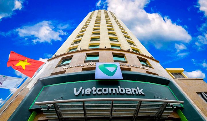 “Sợi chỉ đỏ” trong hành trình phát triển của Vietcombank