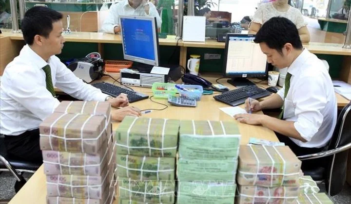 Banks accelerate deposit mobilization, interest rates rise to new levels