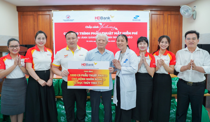 HDBank tài trợ 1.000 ca mổ mắt cho bệnh nhân nghèo, đánh dấu 20 năm đồng hành