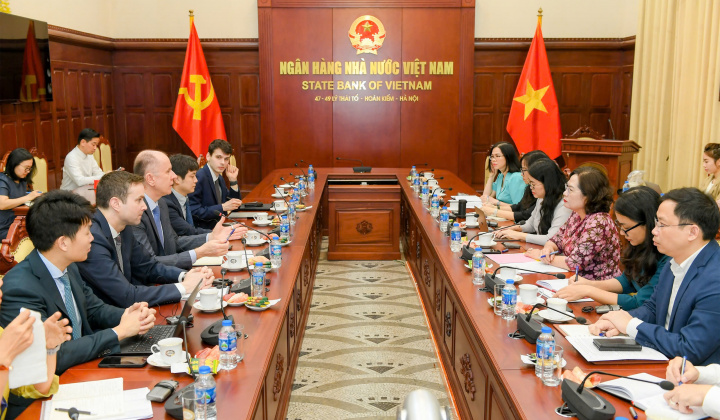 Thống đốc Nguyễn Thị Hồng làm việc với Đoàn Cán bộ của Quỹ Tiền tệ Quốc tế