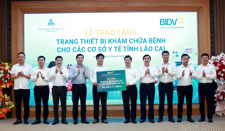 BIDV dành 2 tỷ đồng an sinh xã hội cho y tế tại Lào Cai