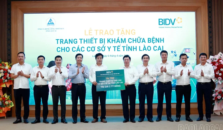 BIDV dành 2 tỷ đồng an sinh xã hội cho y tế tại Lào Cai