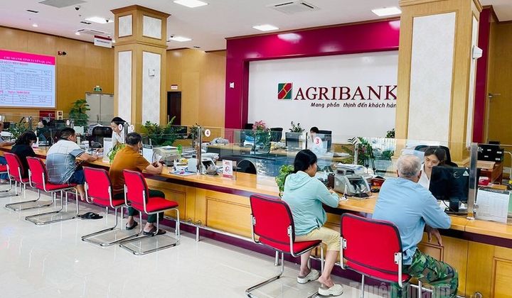 Agribank giảm lãi suất huy động và cho vay, hỗ trợ tăng trưởng