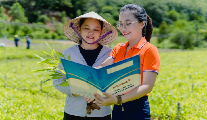 Sacombank giảm đồng loạt lãi suất huy động và cho vay, hỗ trợ khách hàng tiếp cận vốn