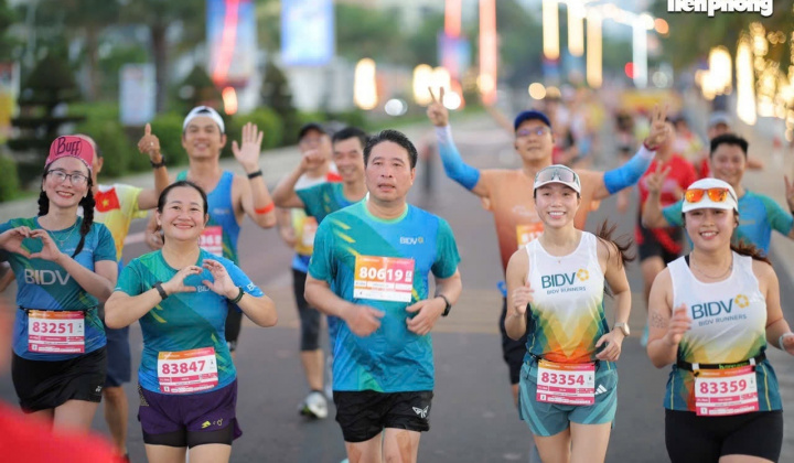 BIDV lan tỏa lối sống năng động tại Tiền Phong Marathon 2026