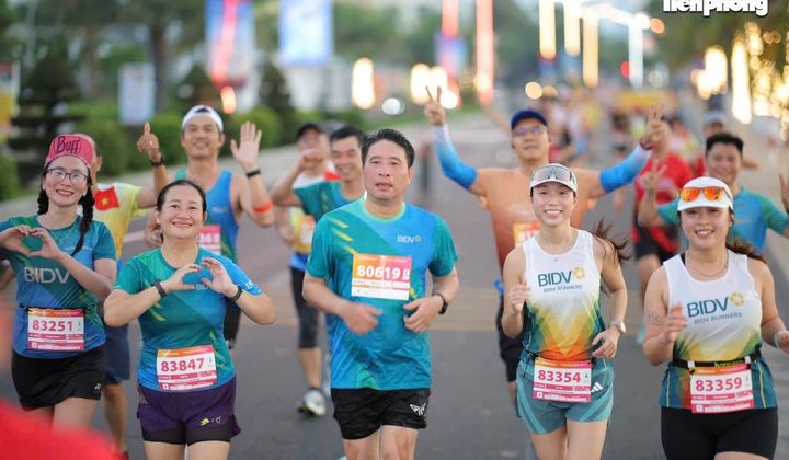 BIDV lan tỏa lối sống năng động tại Tiền Phong Marathon 2026