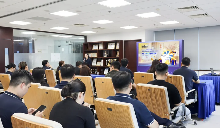 BVBank chúc mừng khách hàng trúng thưởng chương trình khuyến mãi “Mở năm khởi sắc"