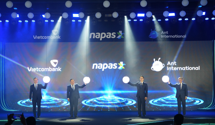 NAPAS mở rộng dịch vụ thanh toán qua mã QR giữa Việt Nam – Trung Quốc