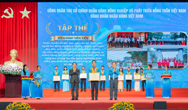 Công đoàn Trụ sở chính Agribank được Tổng Liên đoàn Lao động Việt Nam biểu dương điển hình tiên tiến