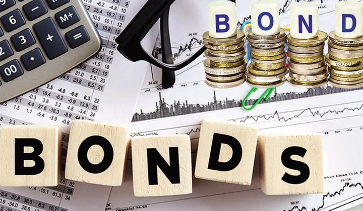 Rising rates squeeze bank profits, slow bond issuance