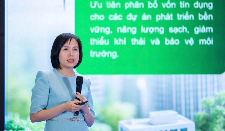 Vietcombank ưu tiên vốn cho năng lượng tái tạo, đẩy mạnh tín dụng xanh