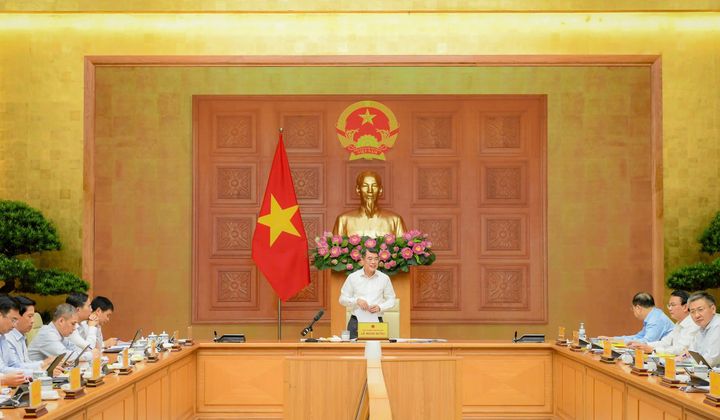 Thủ tướng Chính phủ Lê Minh Hưng chủ trì cuộc họp về điều hành chính sách tiền tệ, hoạt động ngân hàng