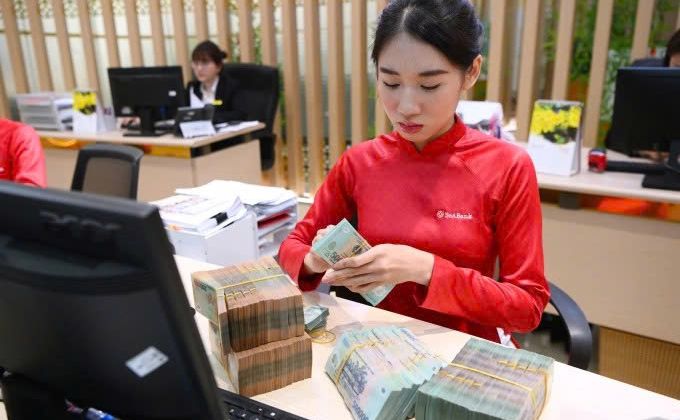 Ngân hàng dùng AI tái cấu trúc nhân sự, cắt giảm vị trí lặp lại
