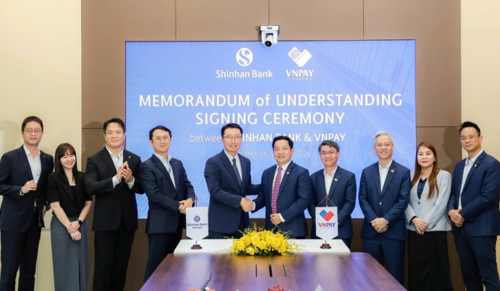 Ngân hàng Shinhan đồng hành cùng hành trình phát triển ngành Ngân hàng Việt Nam