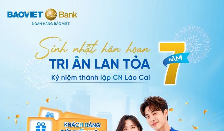 BAOVIET Bank Lào Cai tri ân khách gửi tiết kiệm dịp 7 năm thành lập