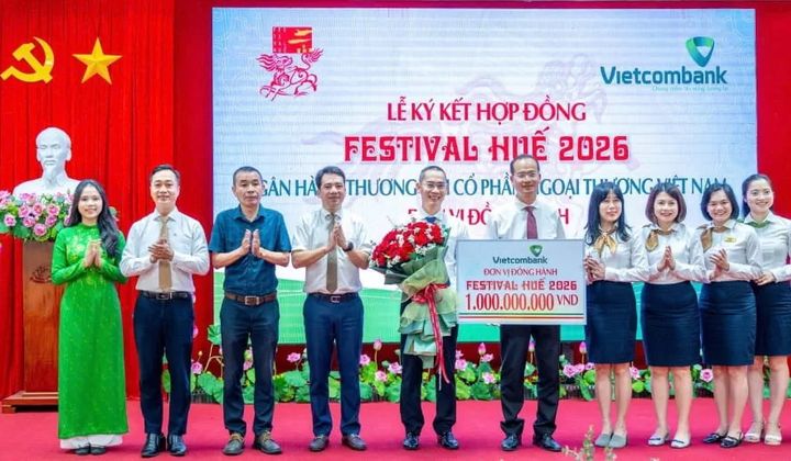 Vietcombank tiếp tục đồng hành cùng Festival Huế 2026 “Di sản văn hóa với hội nhập và phát triển"