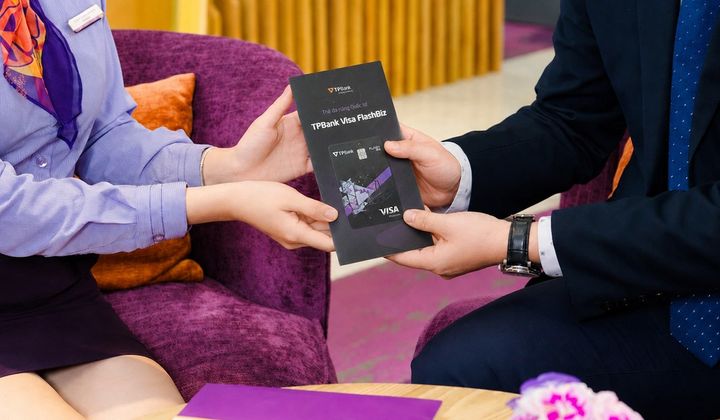 TPBank ra mắt thẻ visa đa năng '2 trong 1' cho doanh nghiệp