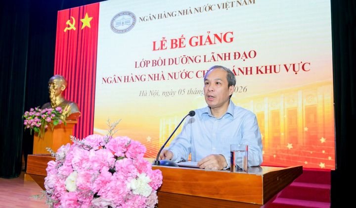Xây dựng đội ngũ lãnh đạo ngành Ngân hàng đủ phẩm chất, năng lực, uy tín đáp ứng yêu cầu phát triển trong giai đoạn mới