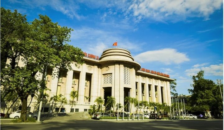 Ngân hàng Nhà nước phát động phong trào thi đua phát triển mạnh doanh nghiệp tư nhân, nâng cao hiệu quả doanh nghiệp nhà nước