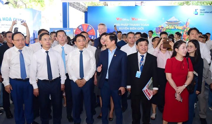 Sacombank giới thiệu giải pháp thanh toán xuyên biên giới VIETQRGlobal tại Lễ hội Tài chính số 2026