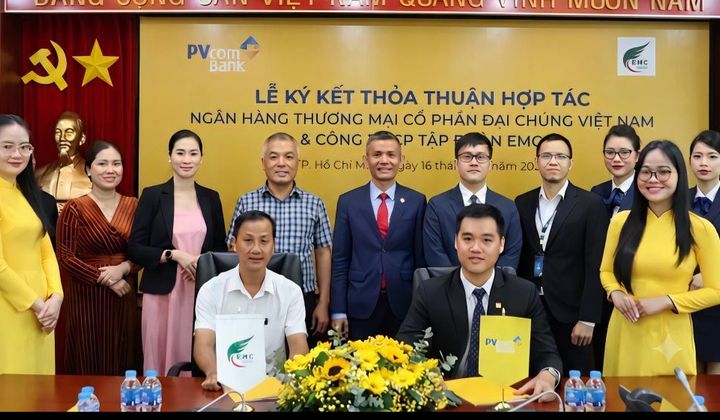 PVcomBank ký kết hợp tác với Công ty Cổ phần Tập đoàn EMC, mở rộng hệ sinh thái thanh toán số