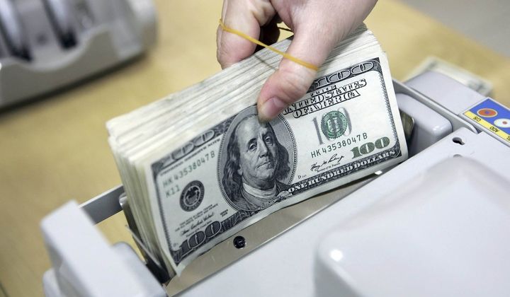 Ngân hàng Nhà nước ban hành Thông tư mới hướng dẫn quản lý ngoại hối đối với đầu tư ra nước ngoài