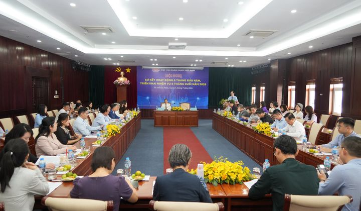Hiệp hội Ngân hàng Việt Nam tổ chức Hội nghị Sơ kết hoạt động 6 tháng đầu năm và triển khai nhiệm vụ 6 tháng cuối năm 2026 khu vực phía Nam