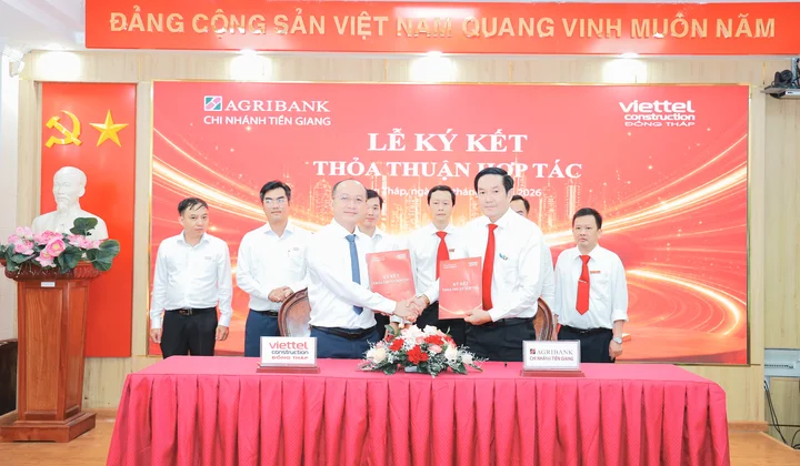 Agribank chi nhánh Tiền Giang và Chi nhánh Công trình Viettel Đồng Tháp ký kết thỏa thuận hợp tác chiến lược