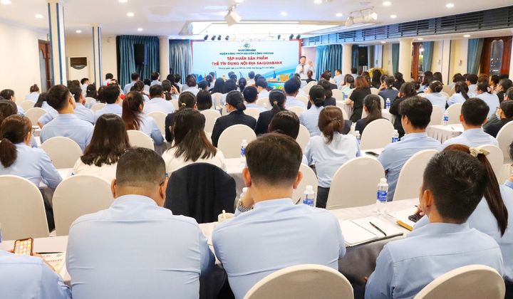 SaiGonBank tập huấn toàn hệ thống, chuẩn bị ra mắt thẻ tín dụng nội địa
