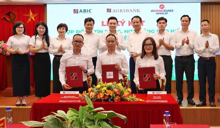 Agribank ký hợp đồng tín dụng tài trợ Dự án Điện rác Nghệ An của Tập đoàn Amaccao