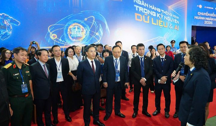SACOMBANK đưa tài chính số đến gần hơn với đời sống người dân