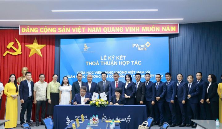 PVcomBank và Học viện Hàng không Việt Nam ký kết hợp tác tài chính – giáo dục
